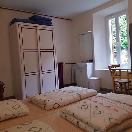 Maison Familiale Des Gueyniers Jausiers Eksteriør billede